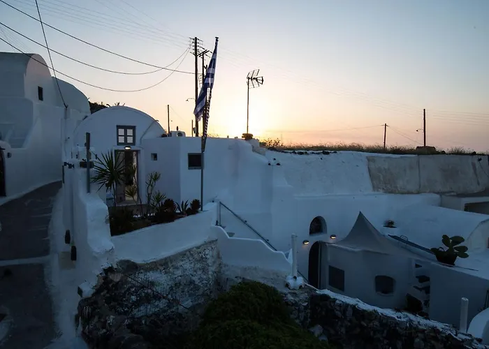 Mylopetres Traditional Houses Finikia